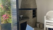 Sobrado geminado, 4 quartos na beira-mar da Praia 