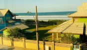 Costa do Sol - Apartamento com 03 Suítes na Praia 