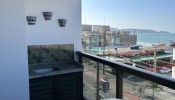 Apartamento com vista para o mar em Bombas
