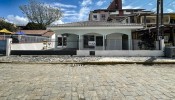 CASA COM 3 QUARTOS - 200 M DA PRAIA DE CANTO GRAND