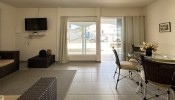 CASA COM 3 QUARTOS - 200 M DA PRAIA DE CANTO GRAND