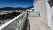 Cobertura Duplex com Vista para o Mar em Bombinhas