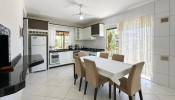 Casa com 2 quartos - 600 m da praia de Mariscal
