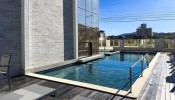 Apartamento Garden em Mariscal com Piscina