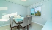 Cobertura duplex com hidromassagem em Mariscal