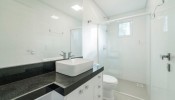 Cobertura duplex com hidromassagem em Mariscal