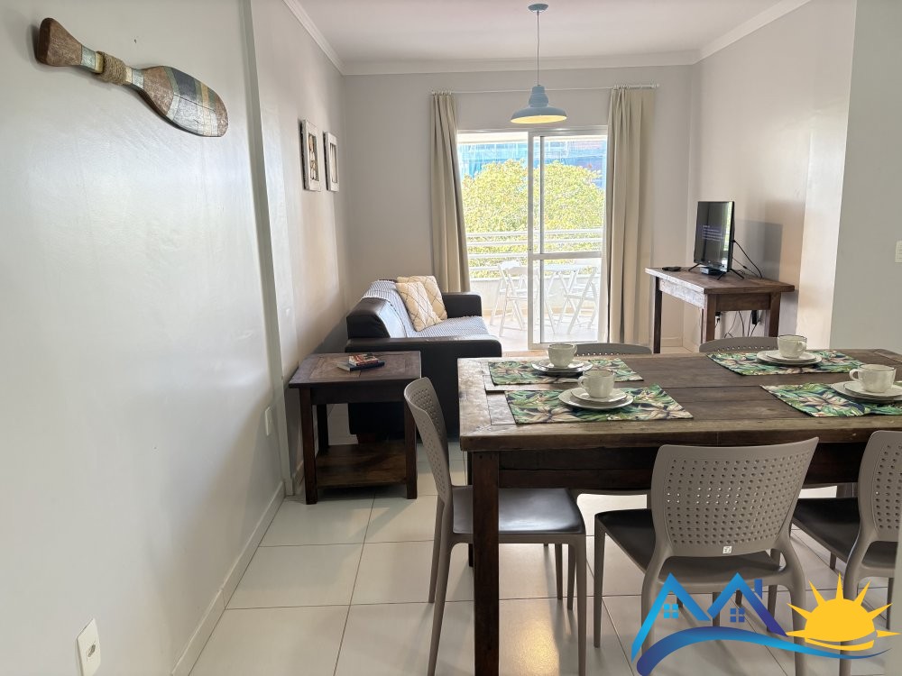 Apartamento com 2 quartos e ar na praia de Marisca