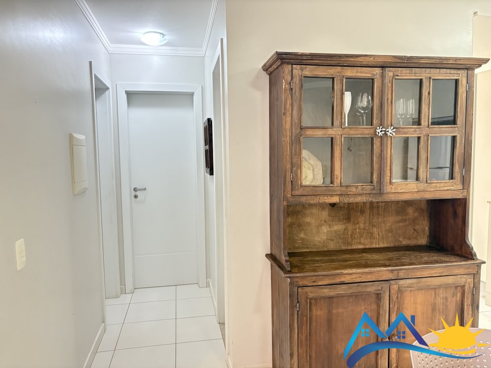 Apartamento com 2 quartos e ar na praia de Marisca