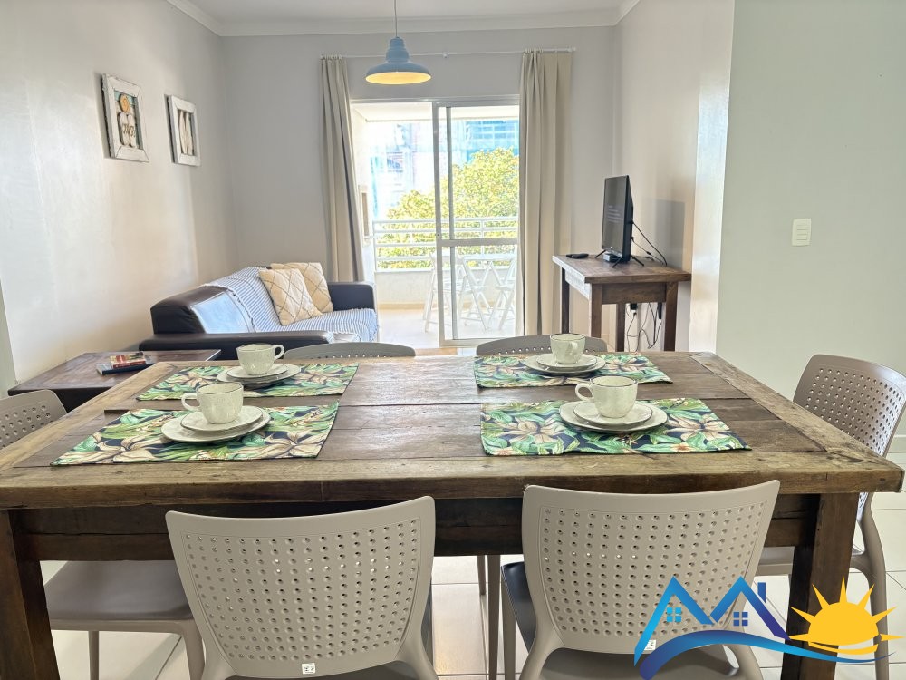 Apartamento com 2 quartos e ar na praia de Marisca