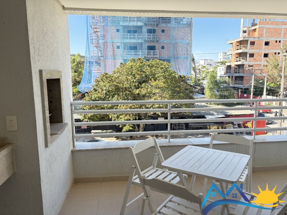 Apartamento com 2 quartos e ar na praia de Marisca