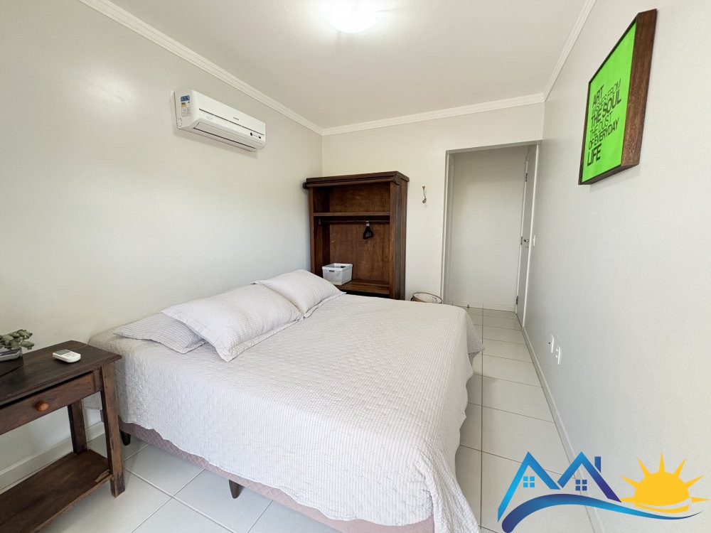 Apartamento com 2 quartos e ar na praia de Marisca
