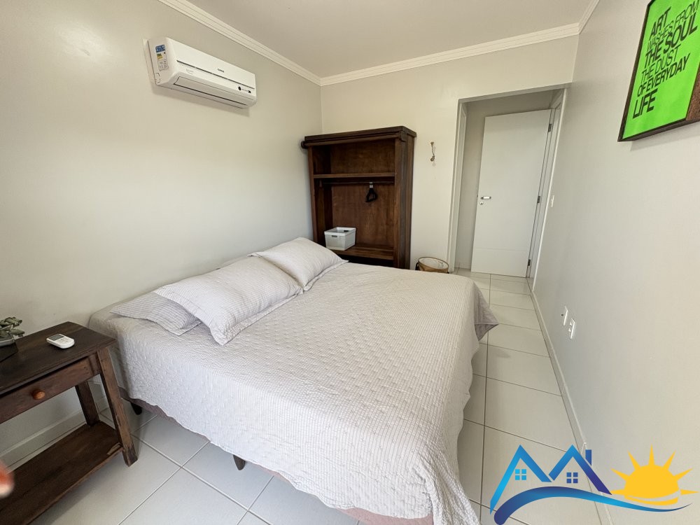 Apartamento com 2 quartos e ar na praia de Marisca