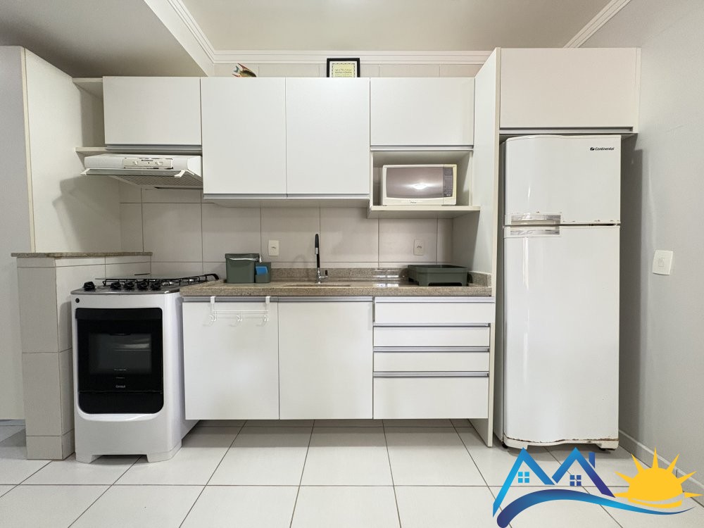 Apartamento com 2 quartos e ar na praia de Marisca