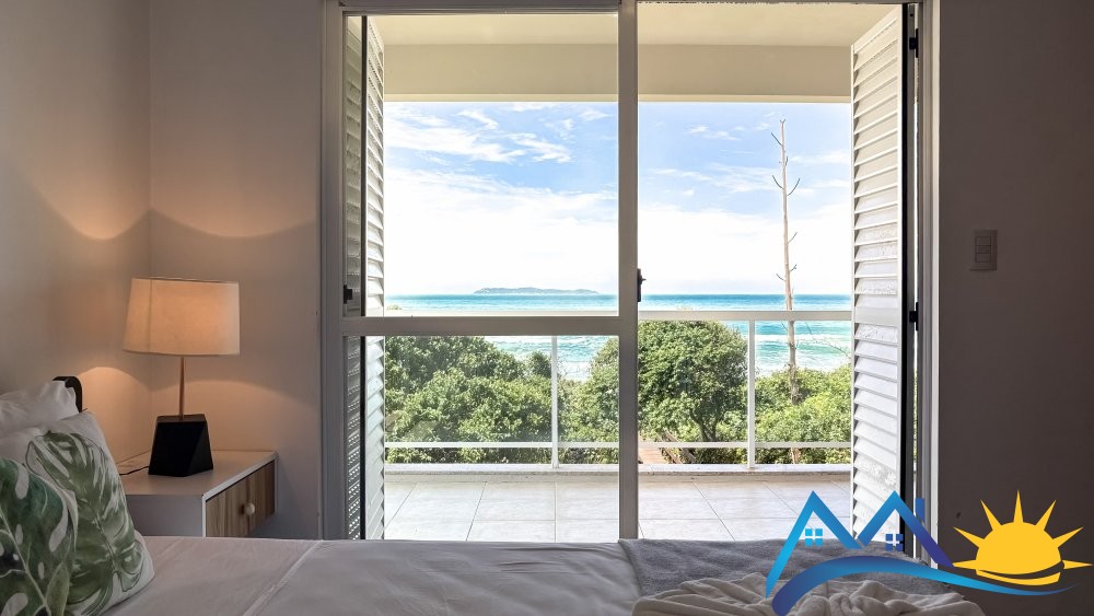 Casa beira-mar exclusiva em Mariscal - Bombinhas