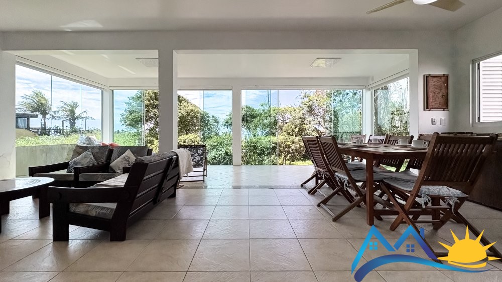 Casa beira-mar exclusiva em Mariscal - Bombinhas