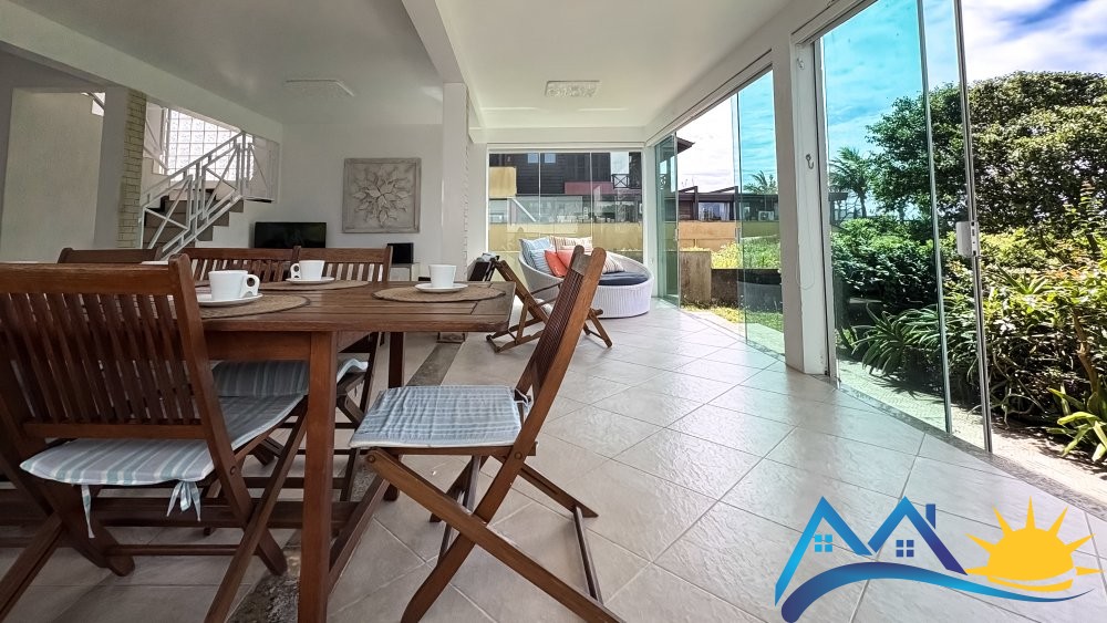 Casa beira-mar exclusiva em Mariscal - Bombinhas