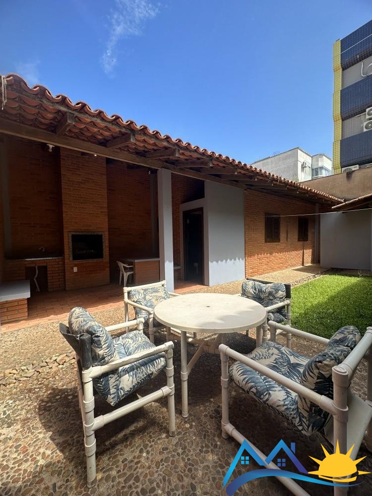 Casa com 6 quartos - vista para o mar em Mariscal 