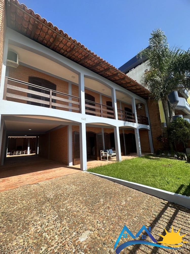 Casa com 6 quartos - vista para o mar em Mariscal 