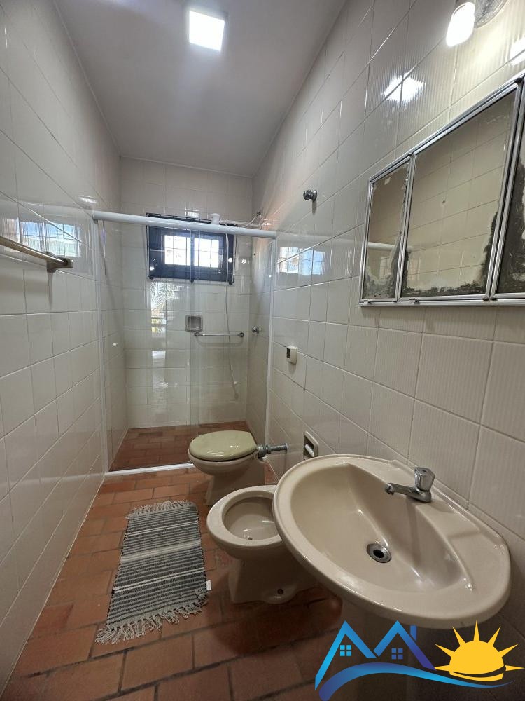 Casa com 6 quartos - vista para o mar em Mariscal 