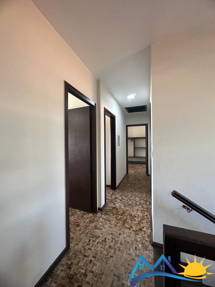 Casa com 6 quartos - vista para o mar em Mariscal 