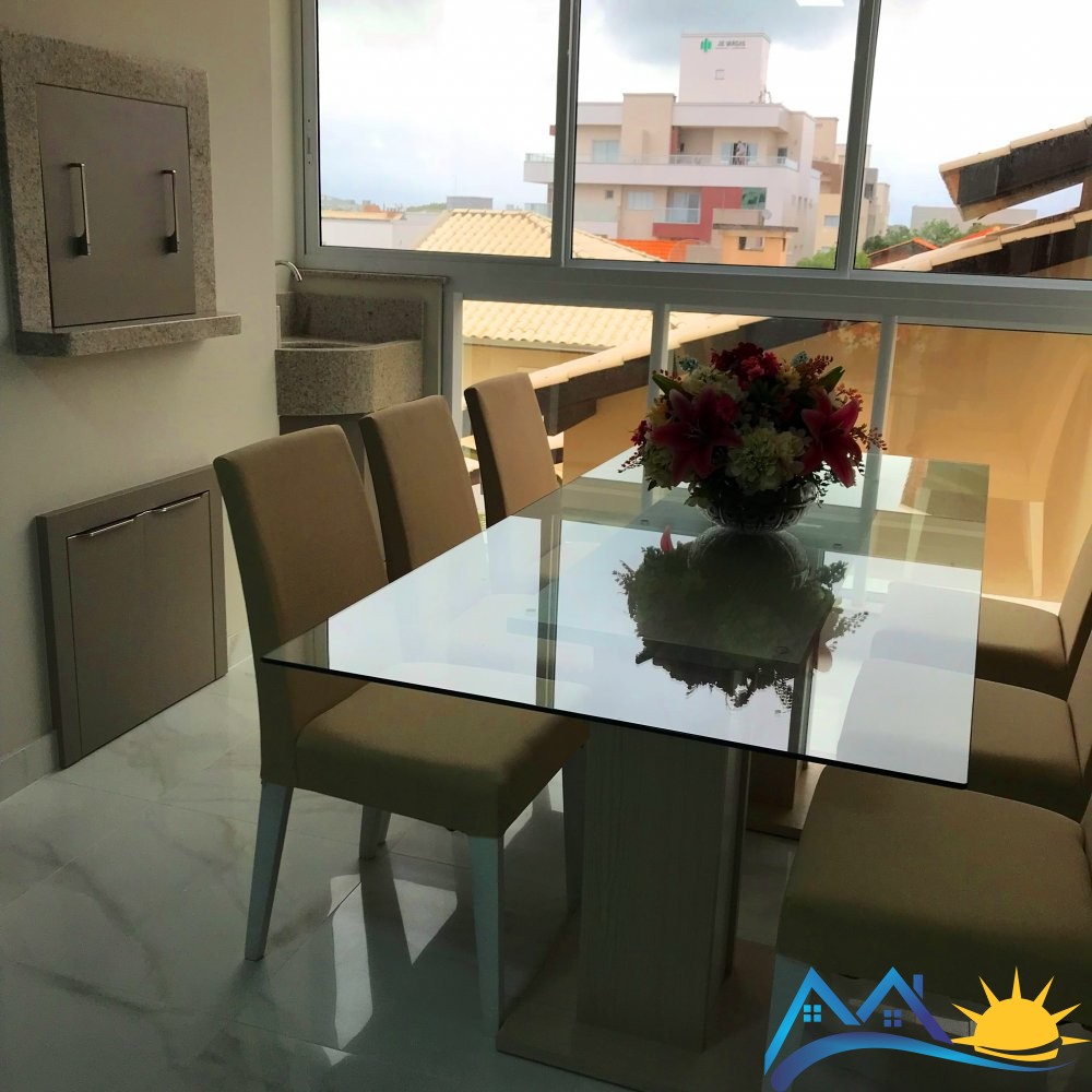 Apto com 2 sutes, alto padro em Canto Grande