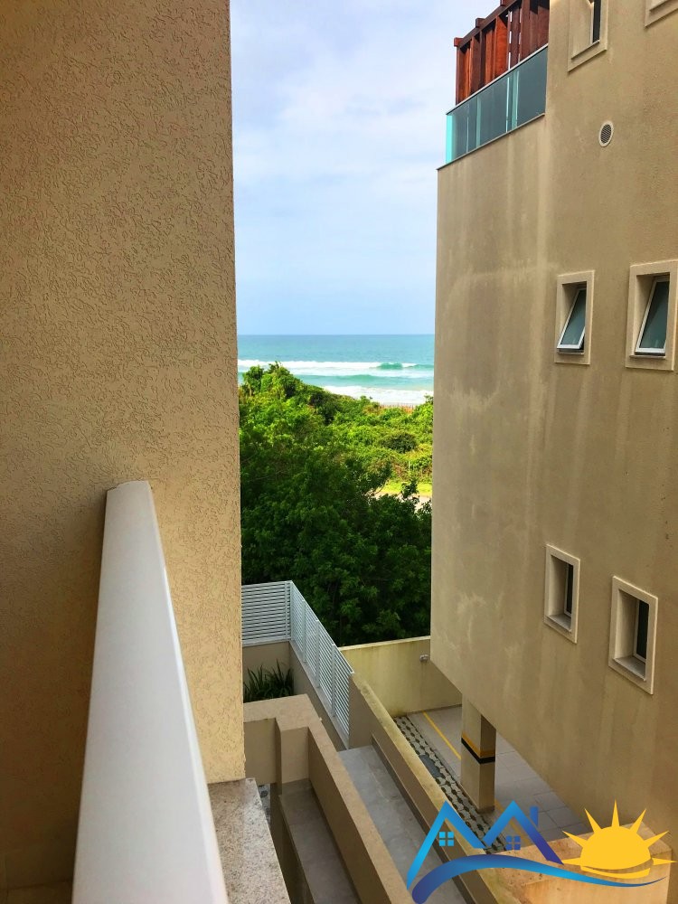 Apto com 2 sutes, alto padro em Canto Grande