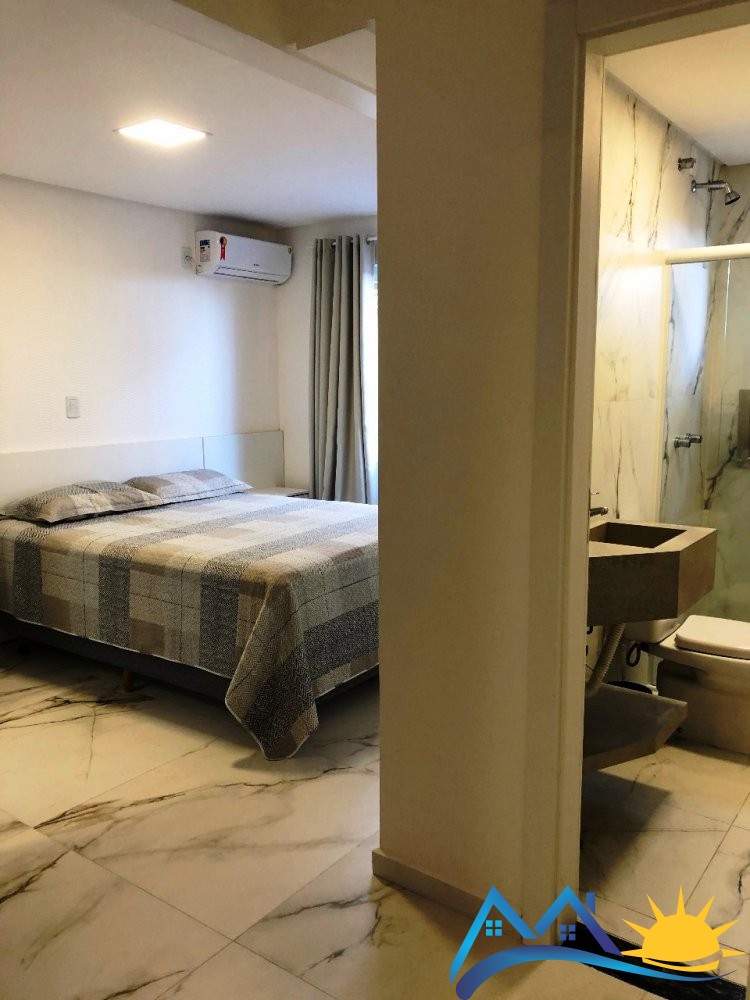 Apto trreo na quadra do mar em Mariscal - SC