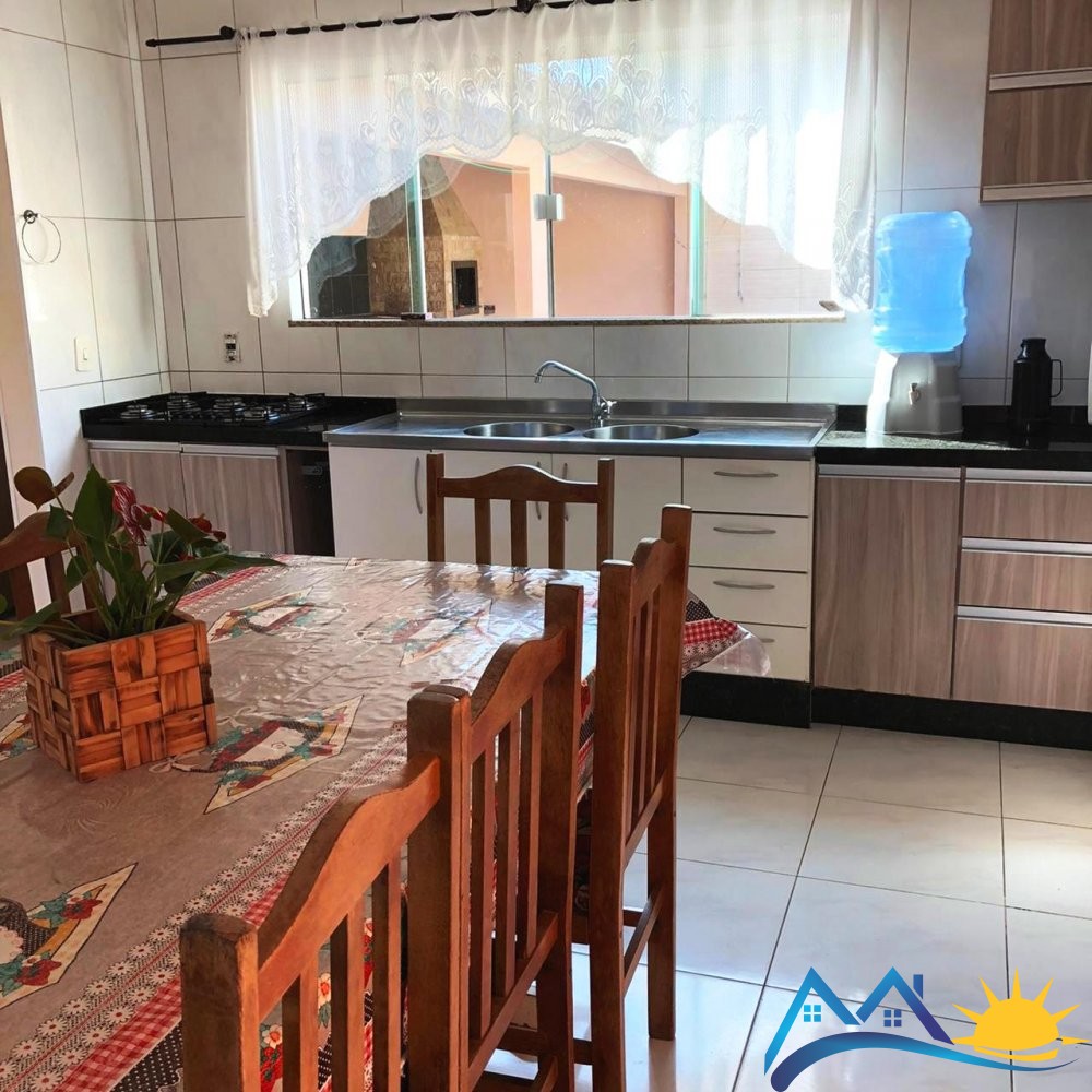 Casa com piscina na Praia do Mariscal, 4 quartos