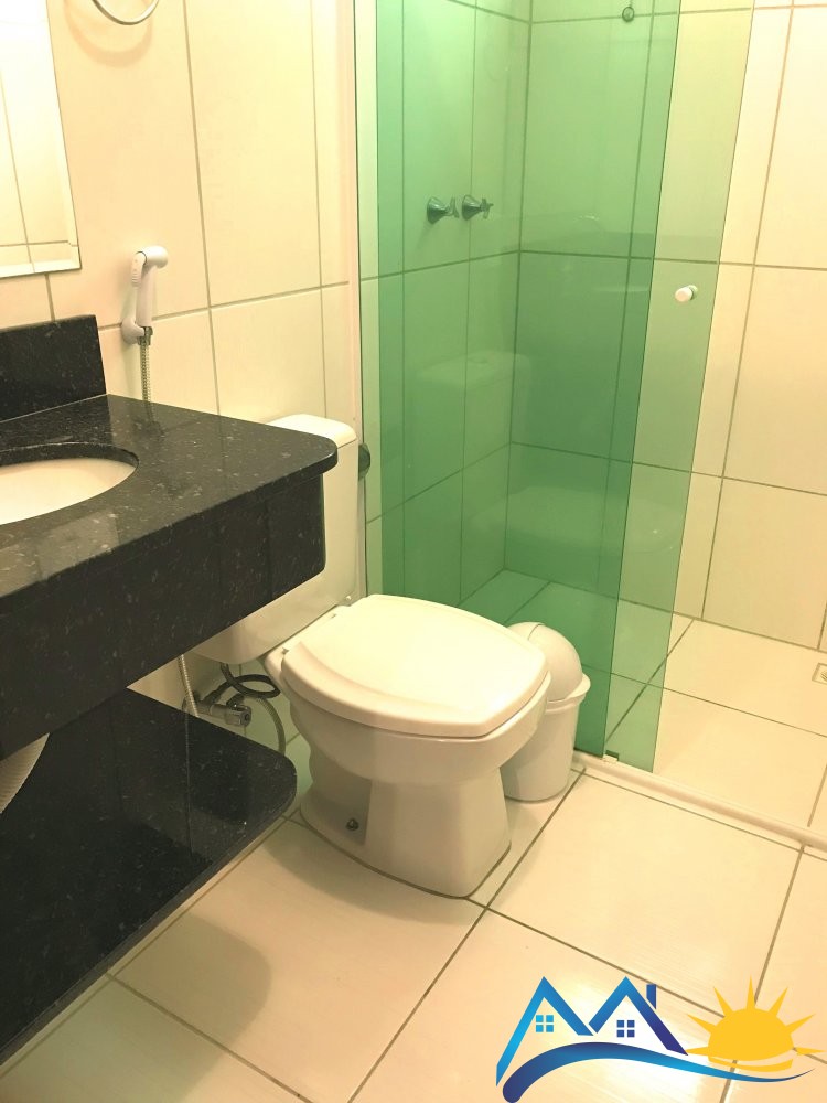 Apto com 1 quarto e sacada com vista para o mar, P