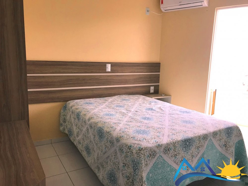 Apto com 1 quarto e sacada com vista para o mar, P