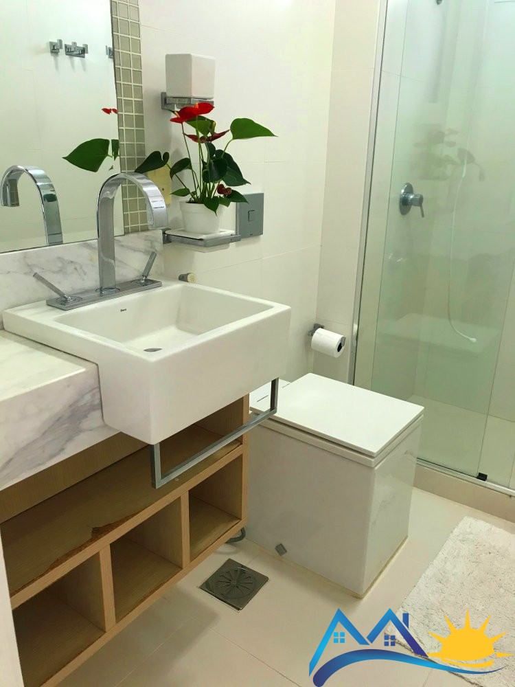 Apto com vista para o mar, Praia de Mariscal