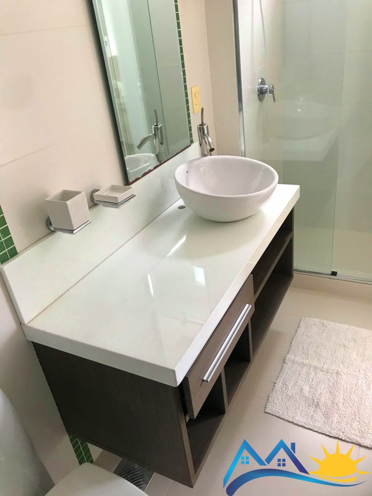 Apto com vista para o mar, Praia de Mariscal