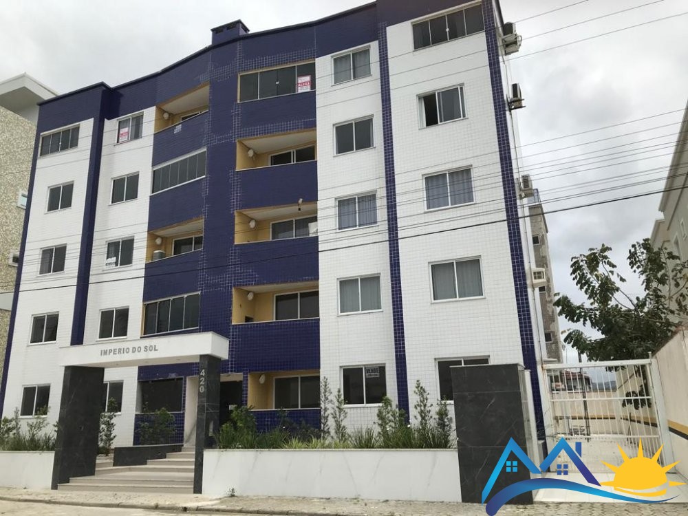 Apto com 3 quartos, 100 m da Praia de Mariscal