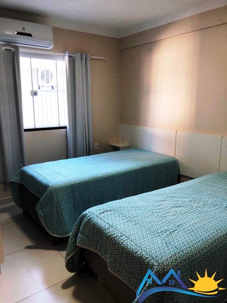 Apartamento com 2 quartos, 250 M da Praia de Maris