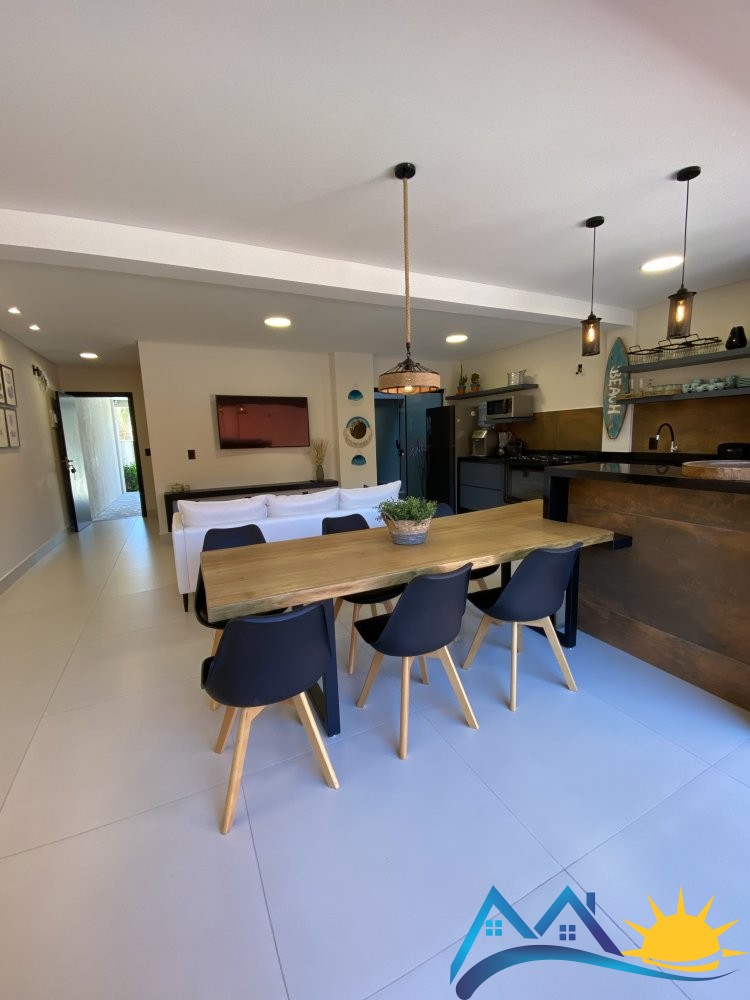 DUPLEX GATA AZUL COM PISCINA EM MARISCAL