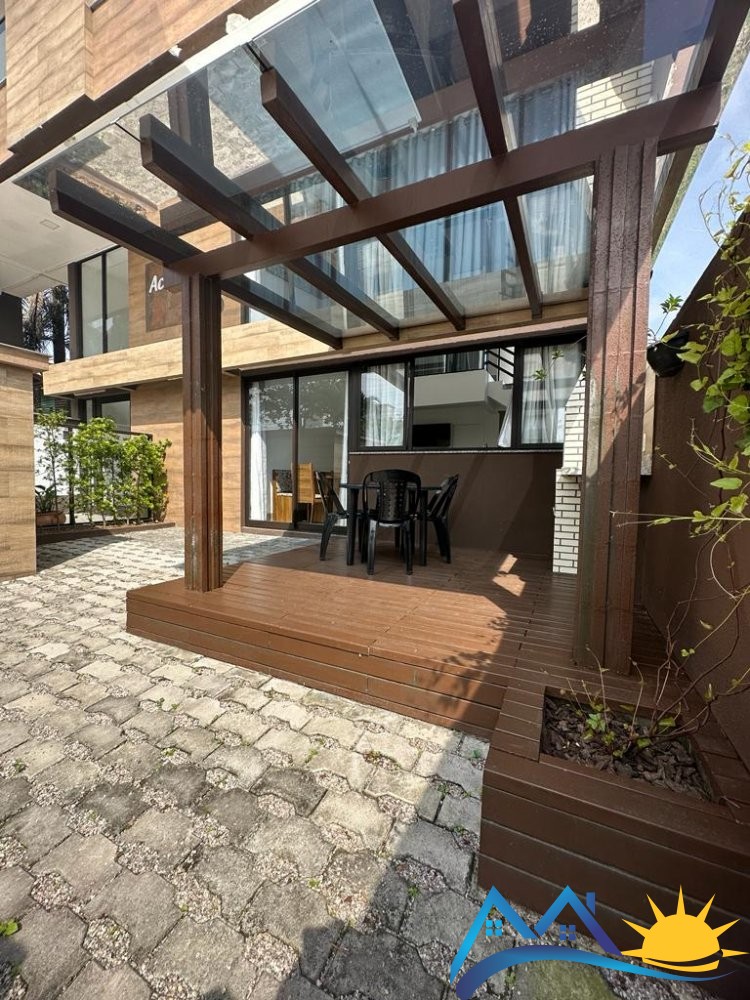 Apartamento novo tipo garden - Mariscal - Bombinha