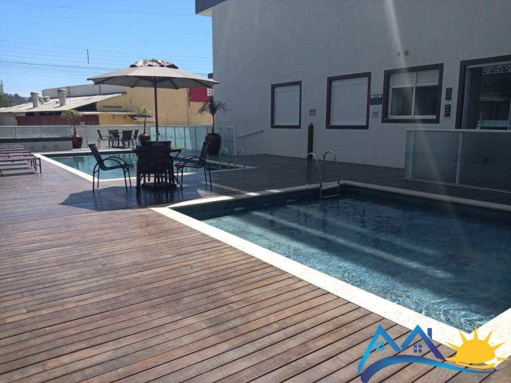 Apartamento 2 dormitrios em Mariscal.