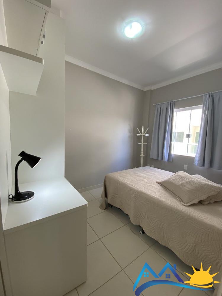 Aconchegante apartamento de 2 dormitrios