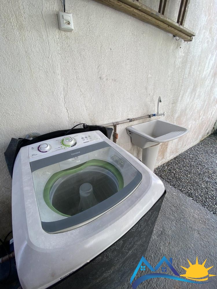 Linda casa com vista para o Morro do Macaco 