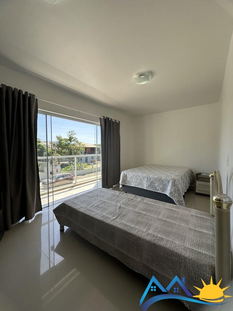 Linda casa com 4 quartos em Mariscal - Bombinhas