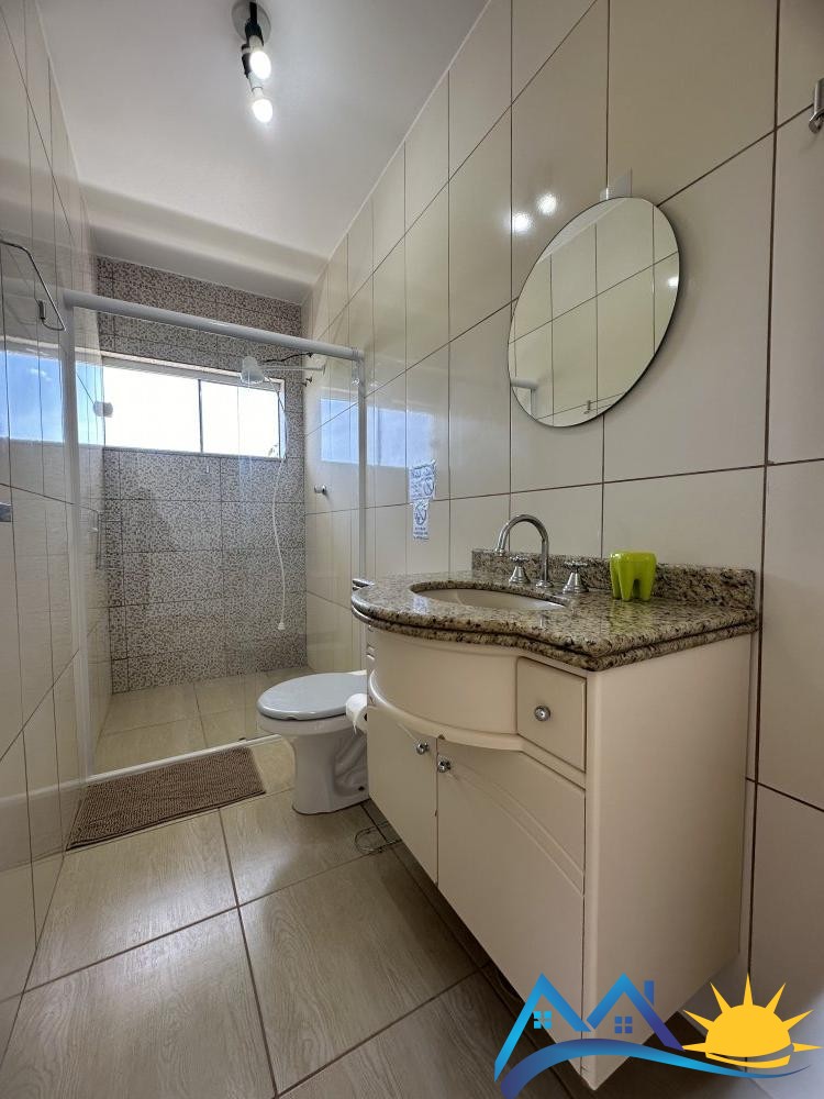 Linda casa com 4 quartos em Mariscal - Bombinhas