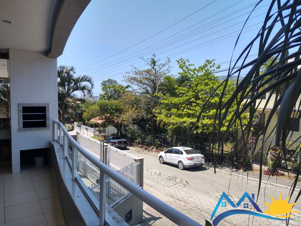Apartamento  300M da Praia de Bombinhas - Centro