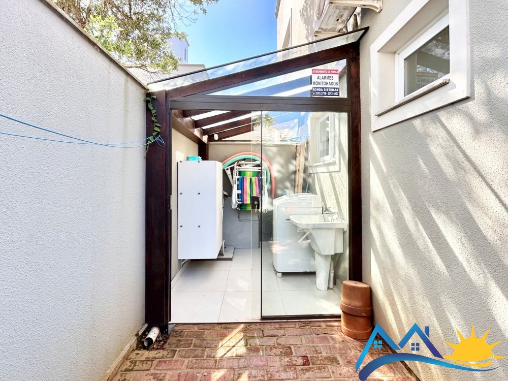 SOBRADO COM PISCINA  VENDA - CANTO GRANDE