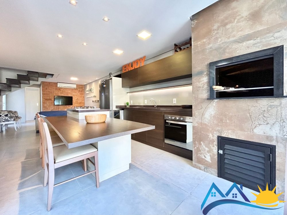 SOBRADO COM PISCINA  VENDA - CANTO GRANDE