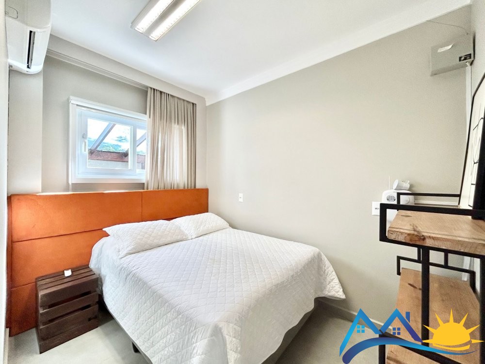 SOBRADO COM PISCINA  VENDA - CANTO GRANDE