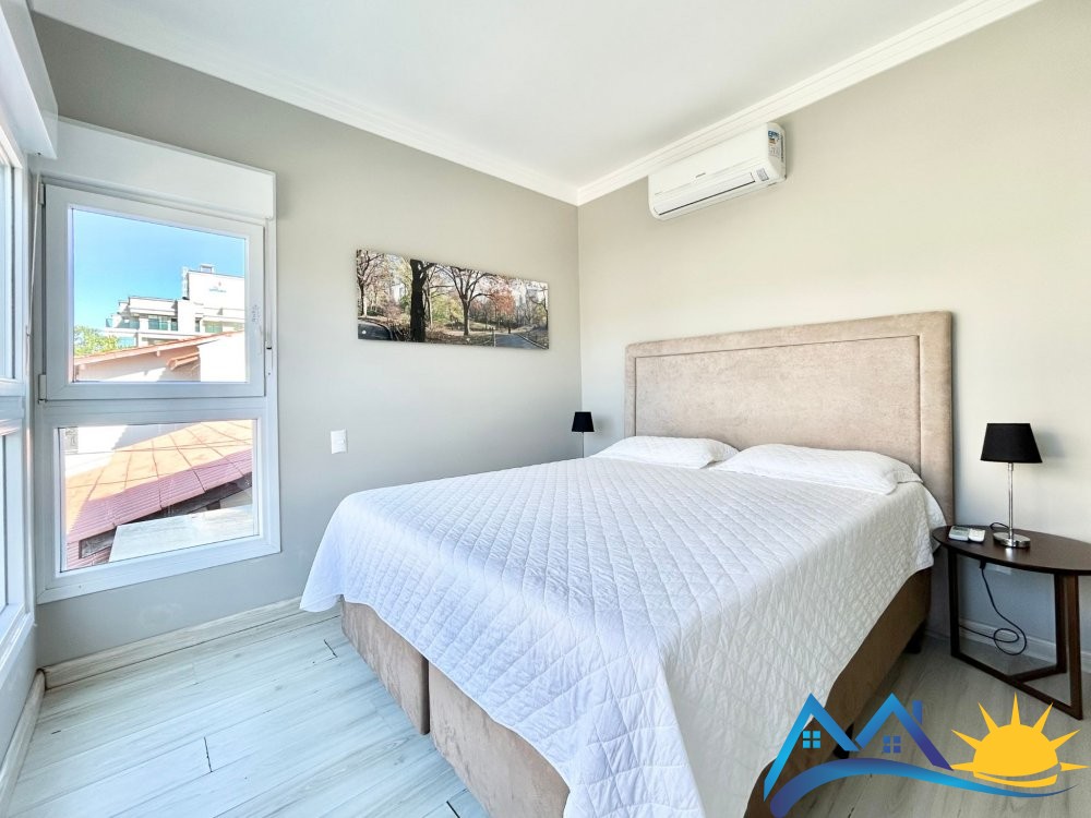 SOBRADO COM PISCINA  VENDA - CANTO GRANDE