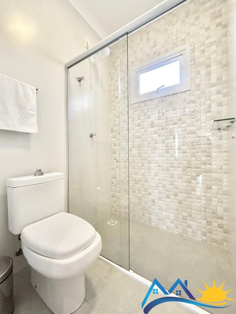 SOBRADO COM PISCINA  VENDA - CANTO GRANDE