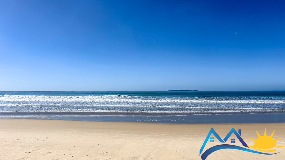 Duplex frente mar em Canto Grande