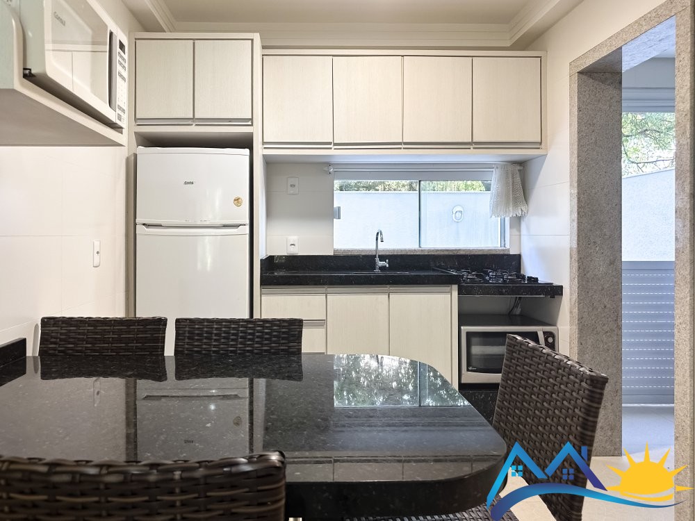 Apartamento climatizado em Mariscal Bombinhas